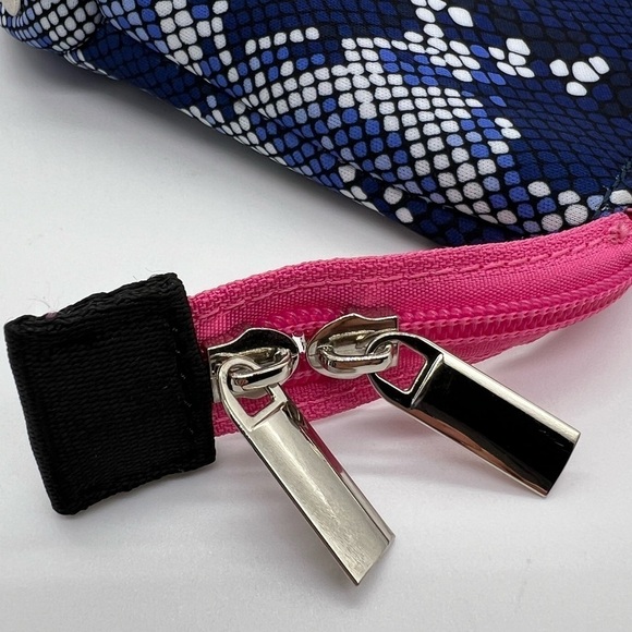 TAYLOR GRAY SARAH LARGE CARRYALL COSMETICS BAG BLUE SNAKESKIN PATTERN NWT - Picture 16 of 16